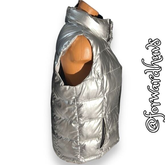 Victoria’s Secret Silver Elegance: Metallic Puffer Vest - Size Medium - Picture 5 of 14